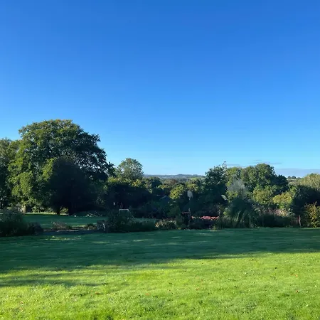 Humphreston House Holiday home