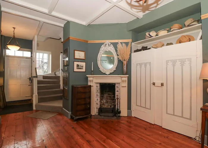 Humphreston House Holiday home *